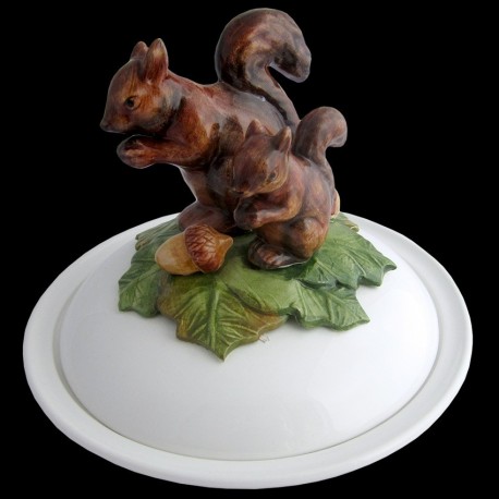 Ecureuils - assiette creuse avec cloche D 23 cm