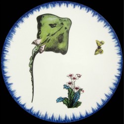 Assiette de table 26 cm Raie, primevères et papillon