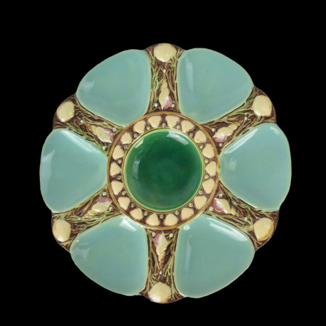 Majolica oyster plate by Minton 1876