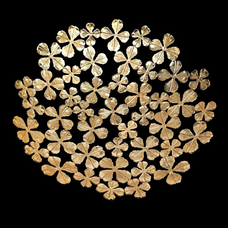 Dessous de plat décoré de trèfles en bronze doré