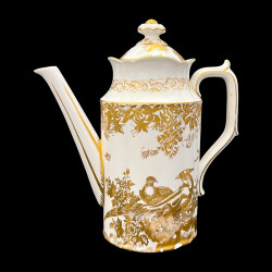 Royal Crown Derby Aves Gold Breakfast cup